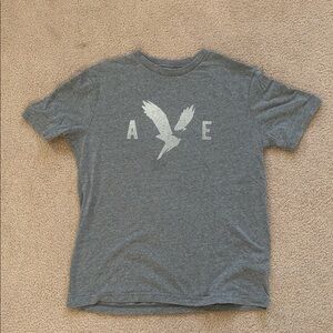 American Eagle Outfitters Gray Short Sleeve Tee